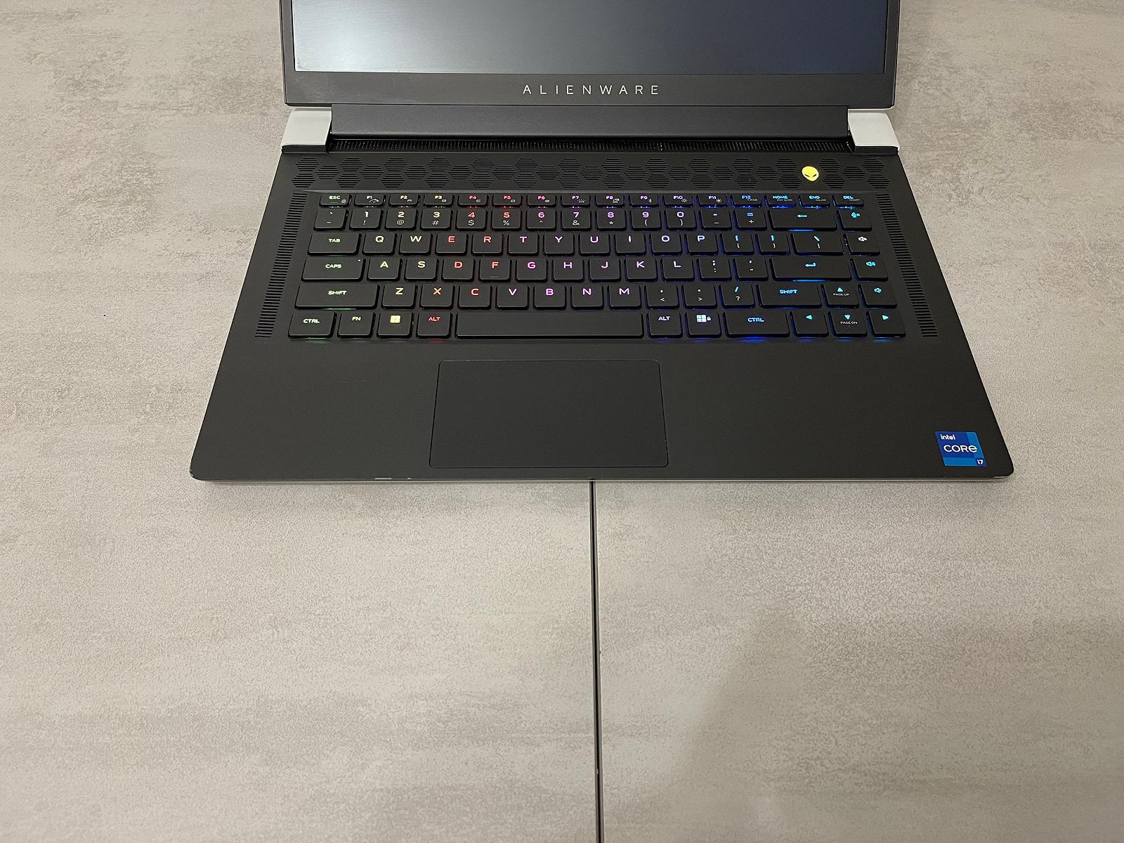 Игровой ноутбук Dell Alienware 15 R2, 15,6" FHD IPS, i7-12700H, 32GB, 512GB SSD, nVidia GeForce RTX 3080Ti 16GB, фото №4