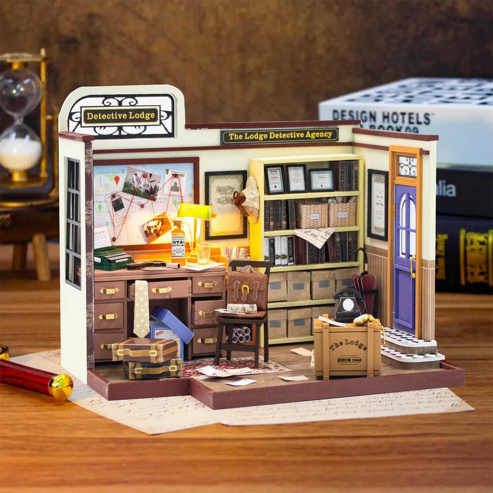 Комплект меблів для мініатюрного лялькового будинку Spilay Lodge Detective Agency-PC2308 Дерев'яний з музичною шкатулкою масштаб 1:24, фото №3