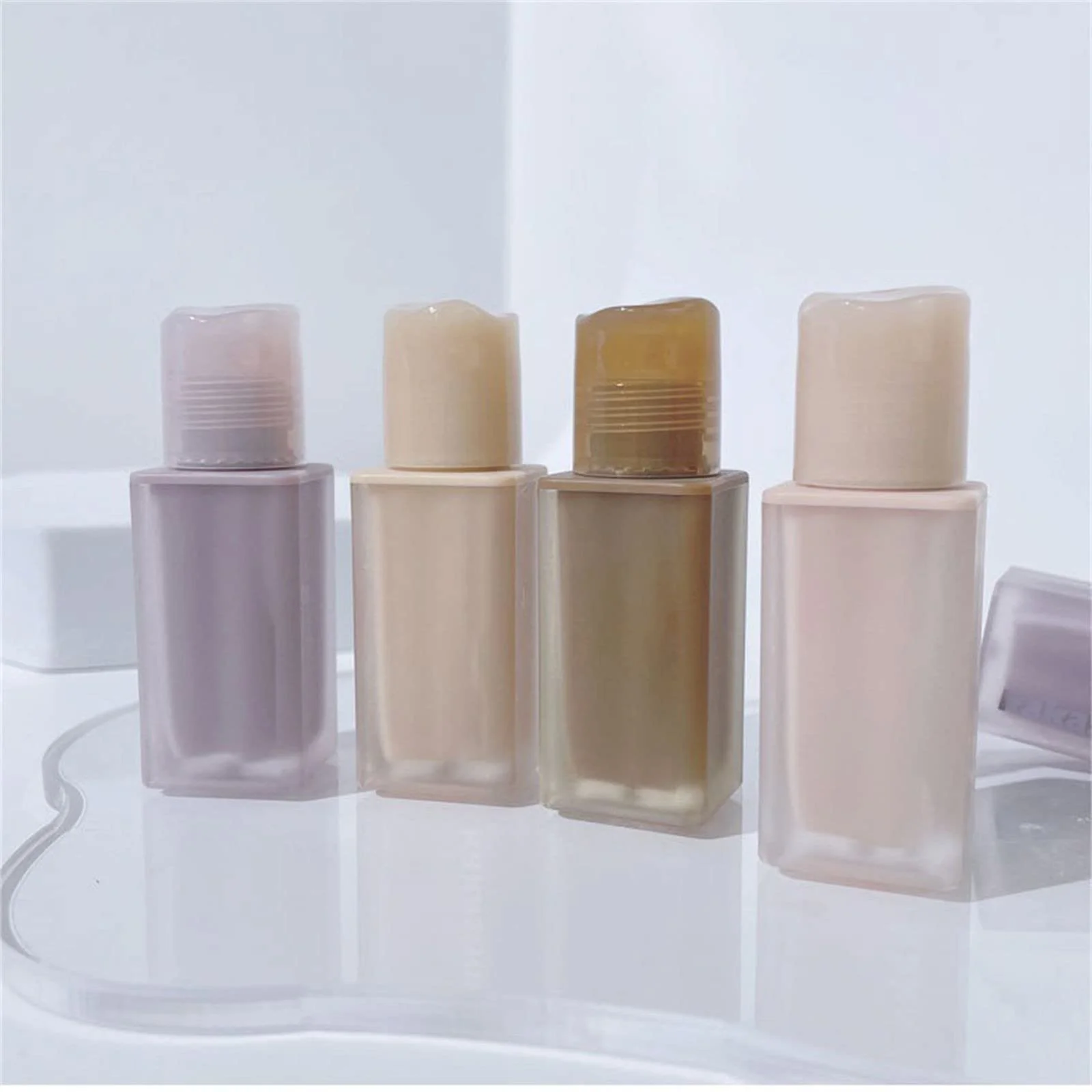 Рідка помада-блиск для губ Shades of Velvet, фото №4