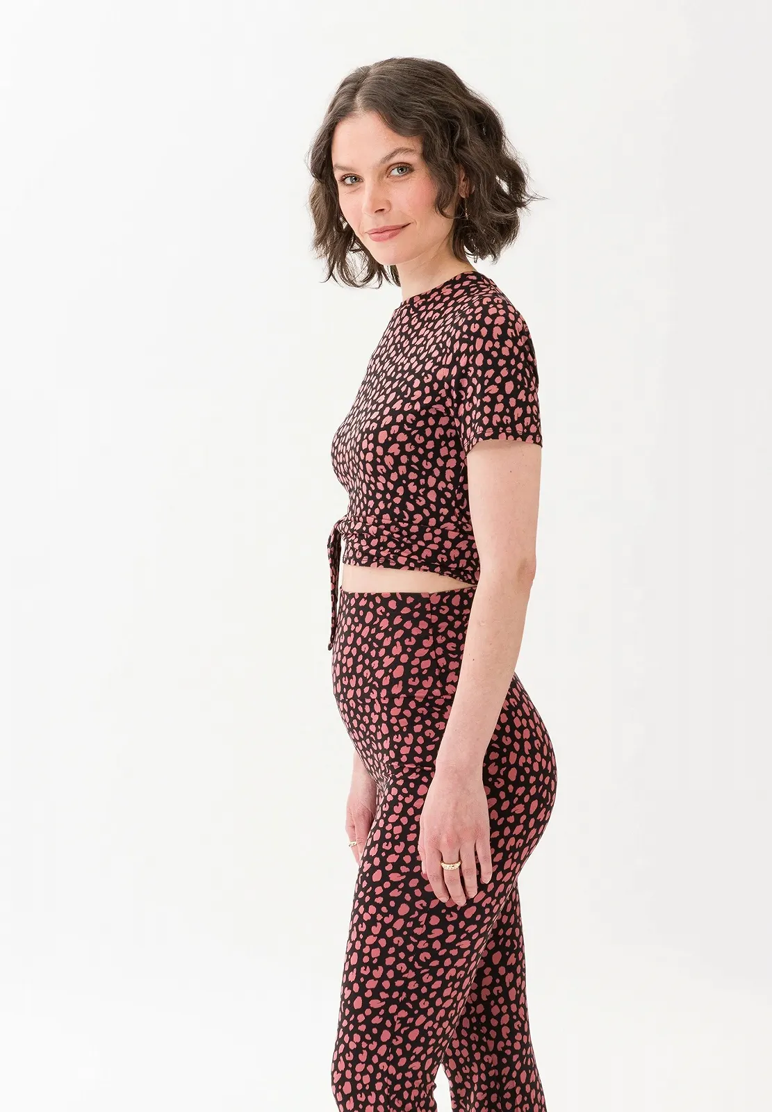 Женская футболка топ Les Lunes The Lou Top Dot Black Blush - L, фото №3 Женская футболка топ Les Lunes The Lou Top Dot Black Blush - L, фото №3