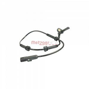 Датчик частоты вращения колеса METZGER 0900912 GREENPARTS для RENAULT, передняя ось - Фото 1