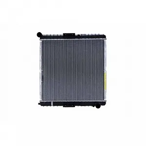 Радиатор охлаждения двигателя HELLA 8MK 366 300-871 для IVECO synthetic.ua - Фото 1