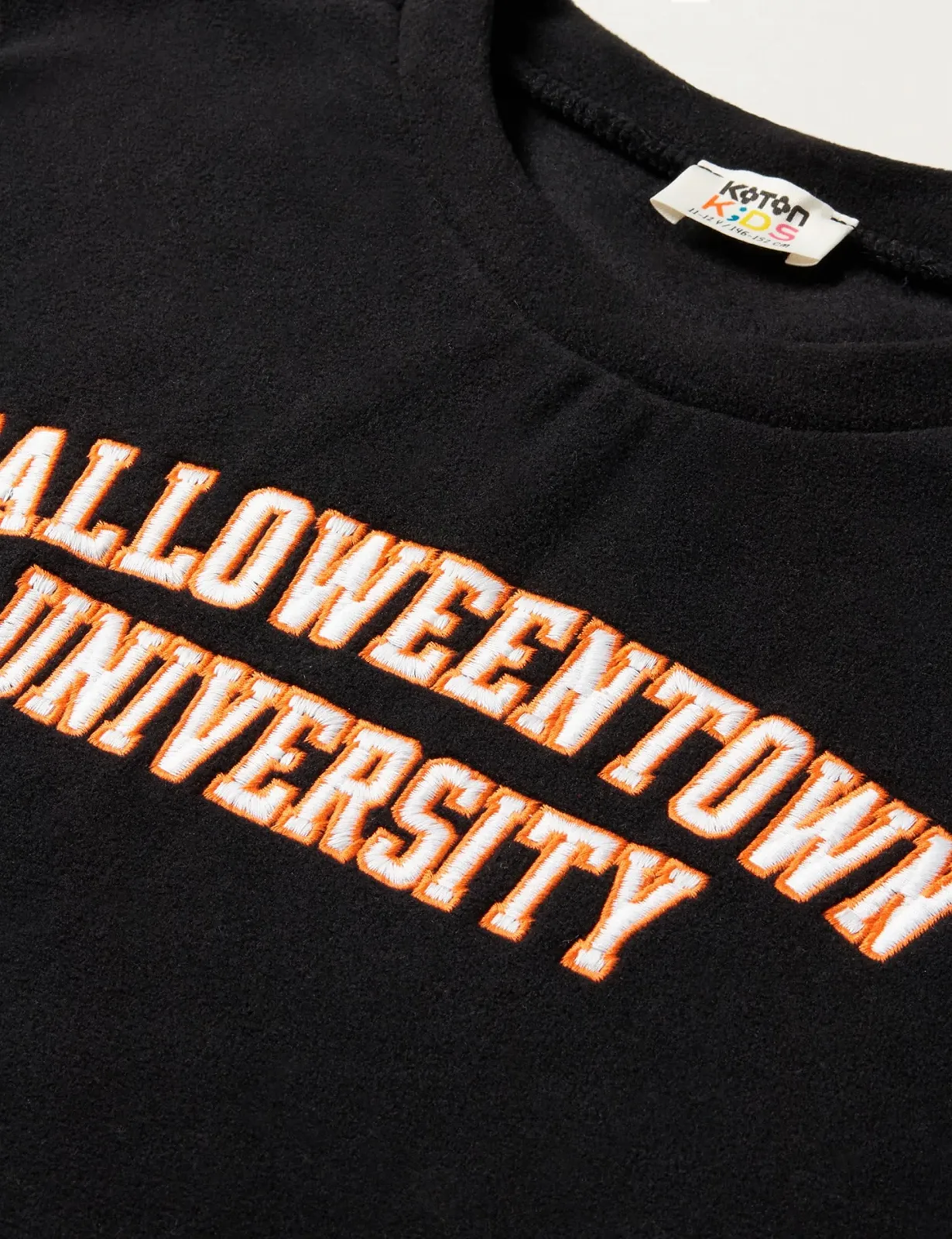 Толстовка Koton Хэллоуин с вышивкой, длинными рукавами и мягкой внутренней стороной, фото №2 Толстовка Koton Хэллоуин с вышивкой, длинными рукавами и мягкой внутренней стороной, фото №2