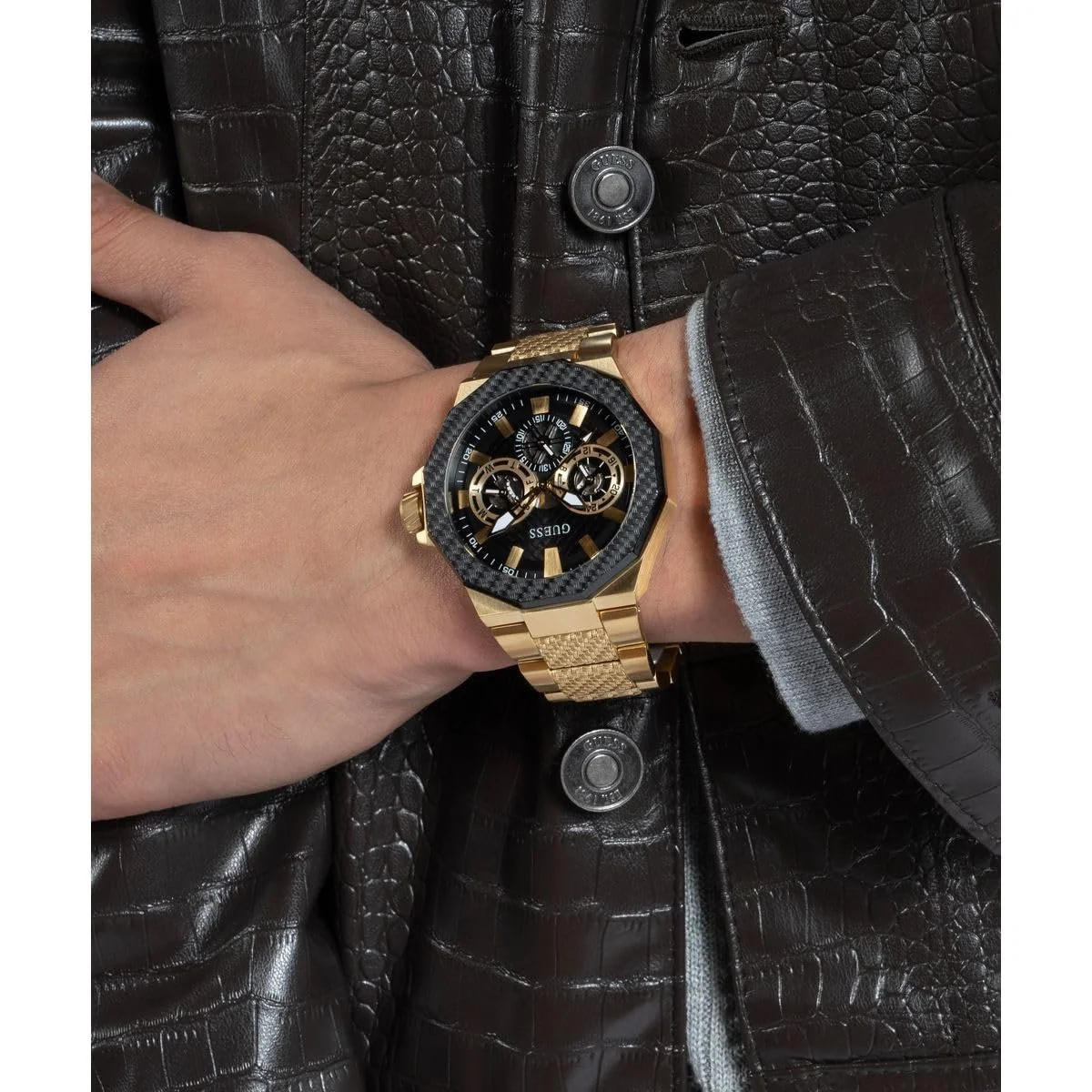 Чоловічий годинник Guess 45 мм - Золотий браслет, Чорний циферблат, Двоколірний корпус, фото №4 Чоловічий годинник Guess 45 мм - Золотий браслет, Чорний циферблат, Двоколірний корпус, фото №4