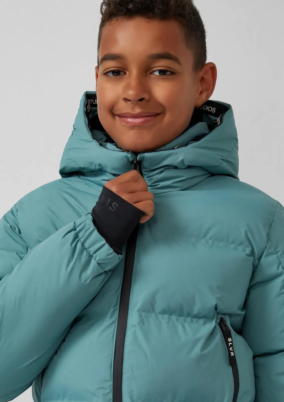 Куртка стьобана s.Oliver для хлопчиків з капюшоном, фото №3 Куртка стьобана s.Oliver для хлопчиків з капюшоном, фото №3