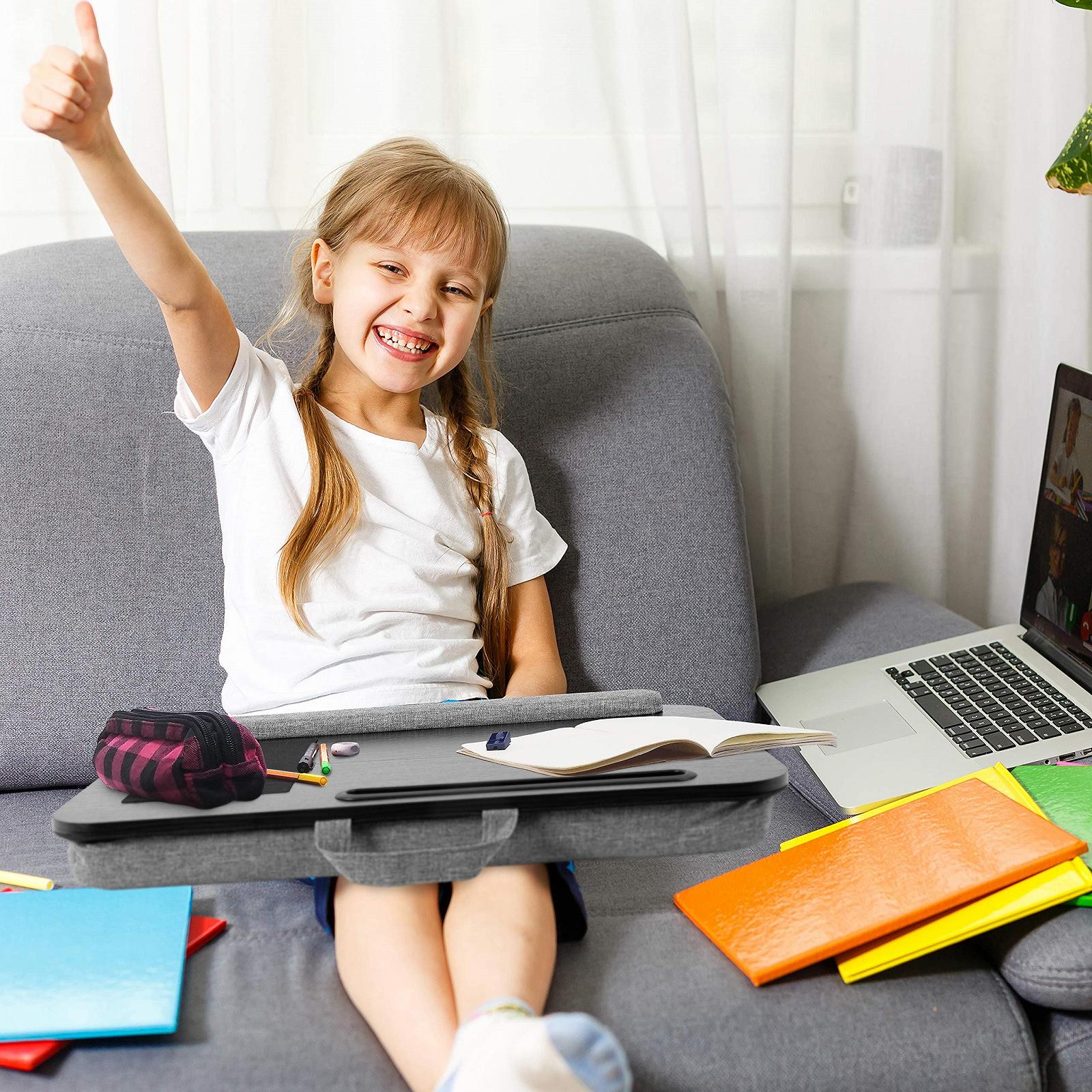 Подставка для ноутбука Duronic DML433 с подкладкой для запястья, эргономичный столик для ноутбука с подушкой, держатель для ноутбука с пенопластовой поддержкой, большая платформа со встроенной ручкой, фото №4