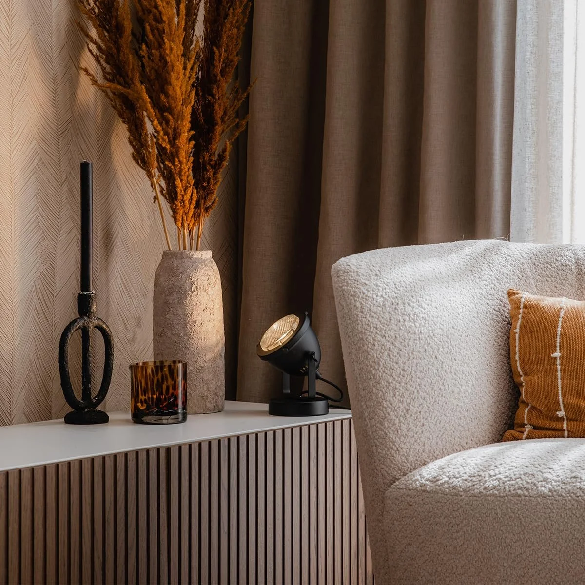 Настільна лампа Qazqa Emado Industrial Vintage сталева кругла GU10 18 см Чорна, фото №1