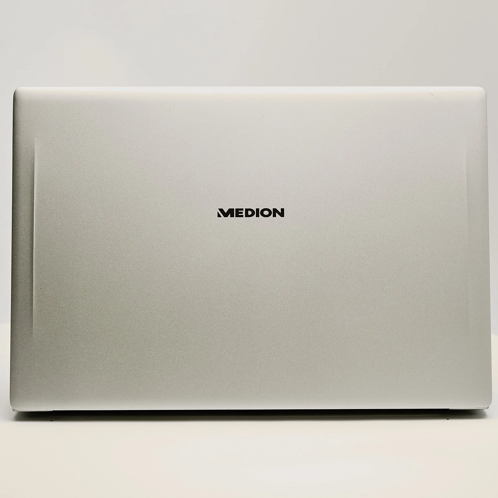 Ноутбук 15.6'' Medion (Lenovo Group) Akoya S6445 | Intel Core i3-8145U | IPS (1920x1080) FullHD | RAM DDR4 16 ГБ | SSD 256 ГБ | Intel UHD Graphics 620 | Металевий корпус | Win11  (5067), фото №9