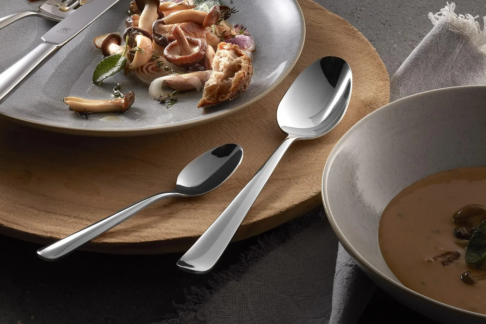 Набір столових приборів ZWILLING Swing на 12 персон, 68 предметів, нержавіюча сталь 18/10, полірований, срібний, фото №4