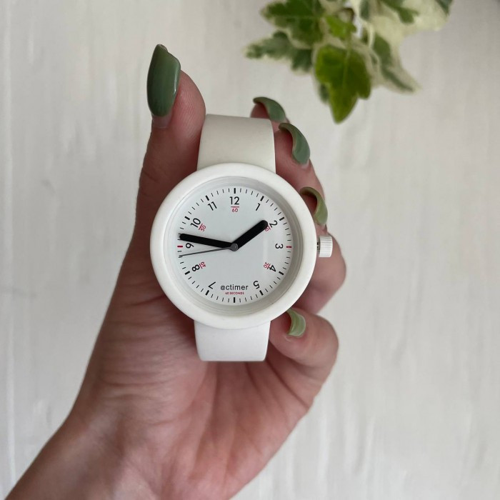 Женские силиконовые часы-конструктор actimer белый ремешок циферблат Black time, фото №1 Женские силиконовые часы-конструктор actimer белый ремешок циферблат Black time, фото №1