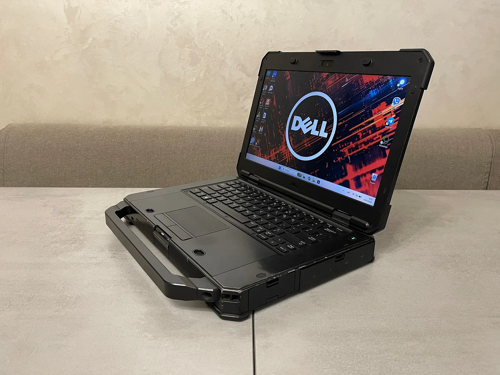 Захищений ноутбук Dell 5424 Rugged, 14" FHD IPS, i7-8650U, 32GB, 512GB, Radeon RX 540 4GB, фото №3