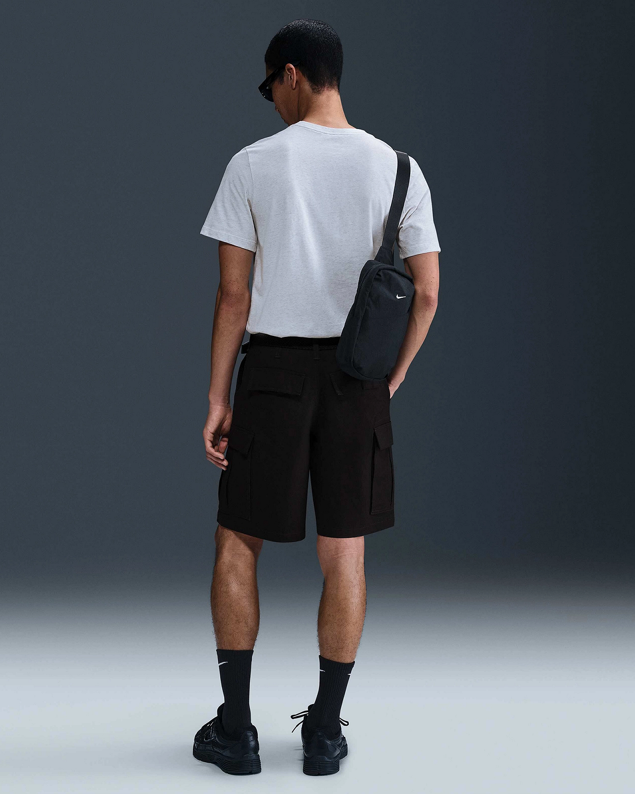 Футболка Nike Sportswear Club Brown L, фото №5
