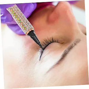 Підводка Mikinona 1Stk для очей ціна на synthetic.ua - Фото 1 Підводка Mikinona 1Stk для очей synthetic.ua - Фото 1