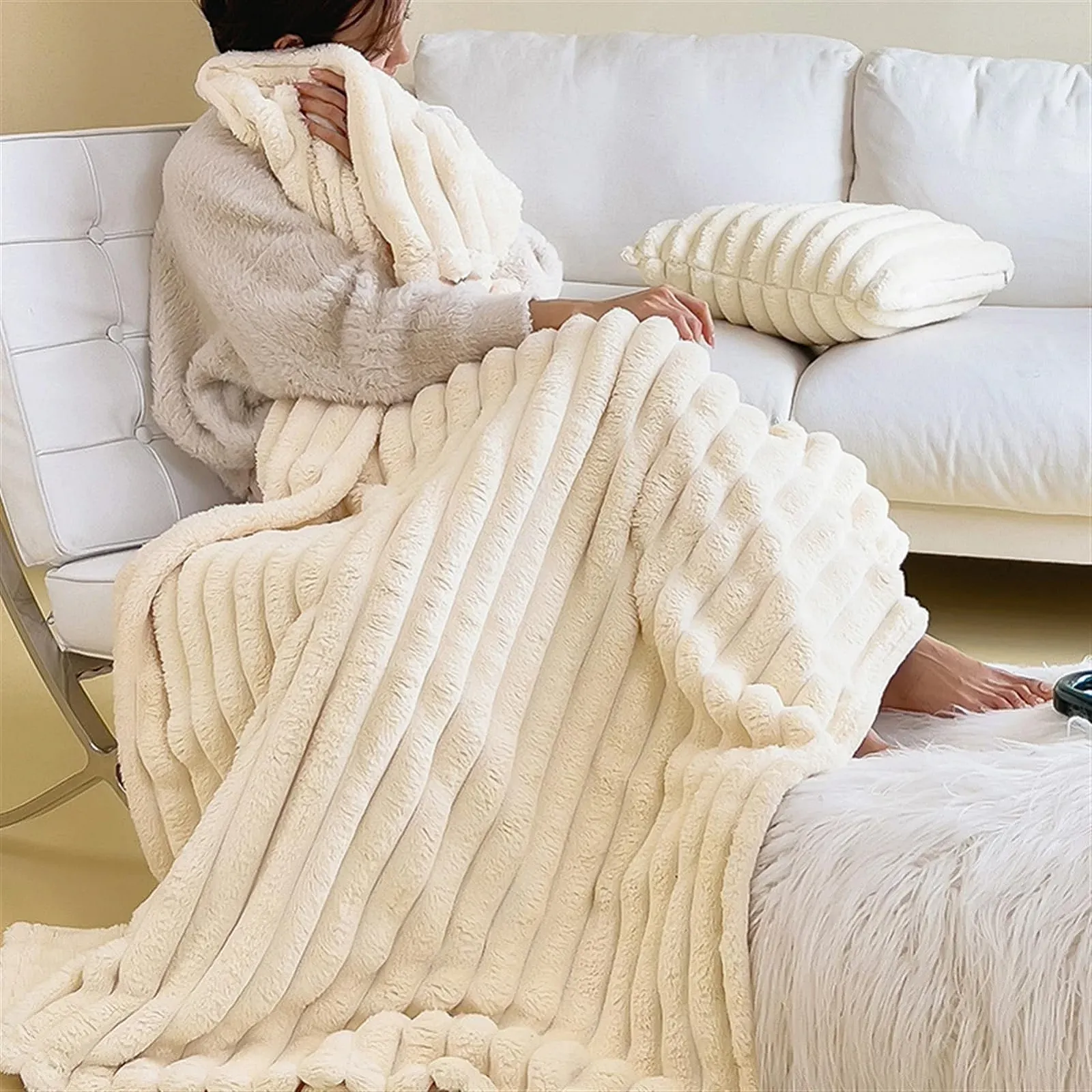 Одеяло Heavyoff Мягкое, Пушистое, Флисовое, для дивана, Теплое, Зимнее, Мягкое как одеяло для дивана, Покрывало или накидка на диван, Темно-серое, 200 x 230 см, фото №5