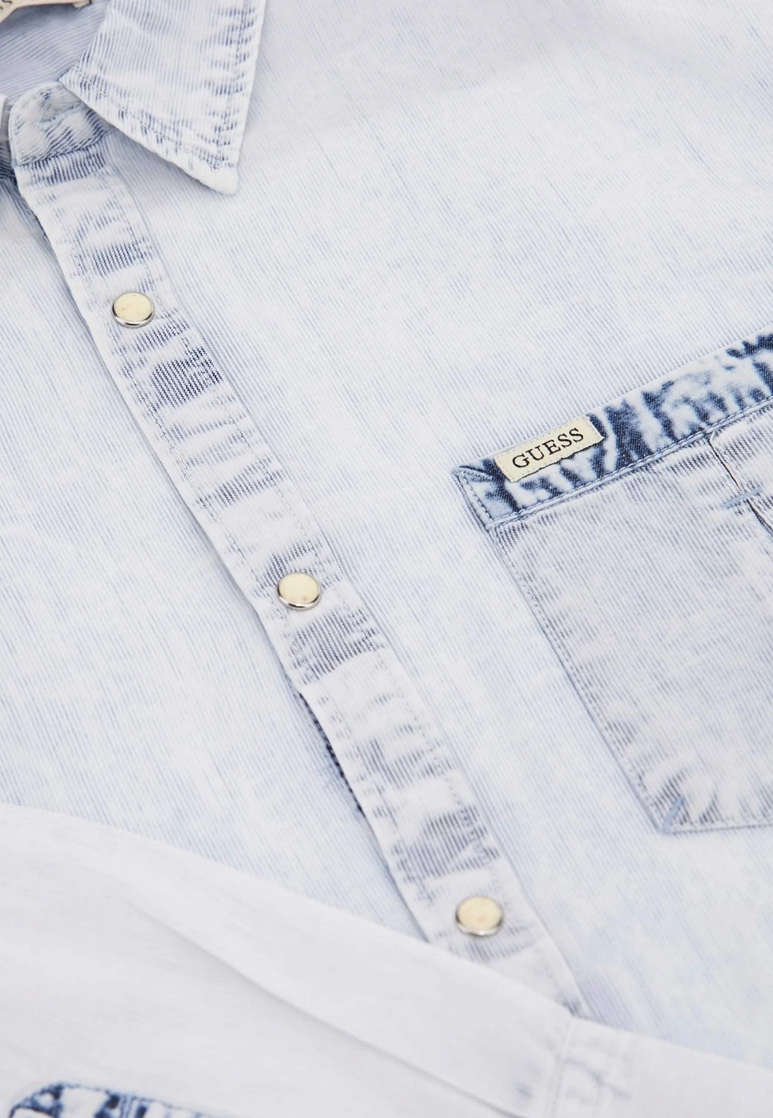 Мужская джинсовая рубашка GUESS JEANS / Светло-голубая / Размер L, фото №6 Мужская джинсовая рубашка GUESS JEANS / Светло-голубая / Размер L, фото №6