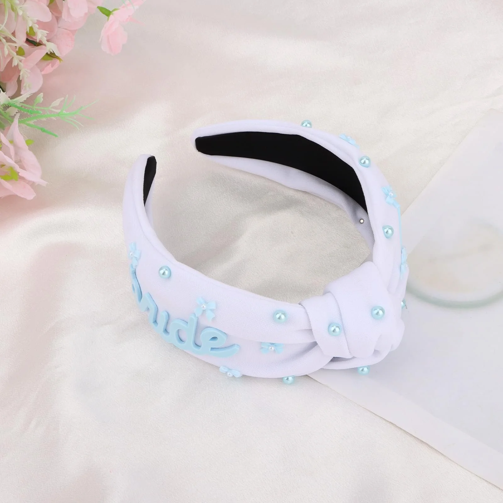 Обруч Білий Вузол з Синім Написом "Bride" та Перлинною Оздобою, фото №7 Обруч Білий Вузол з Синім Написом "Bride" та Перлинною Оздобою, фото №7