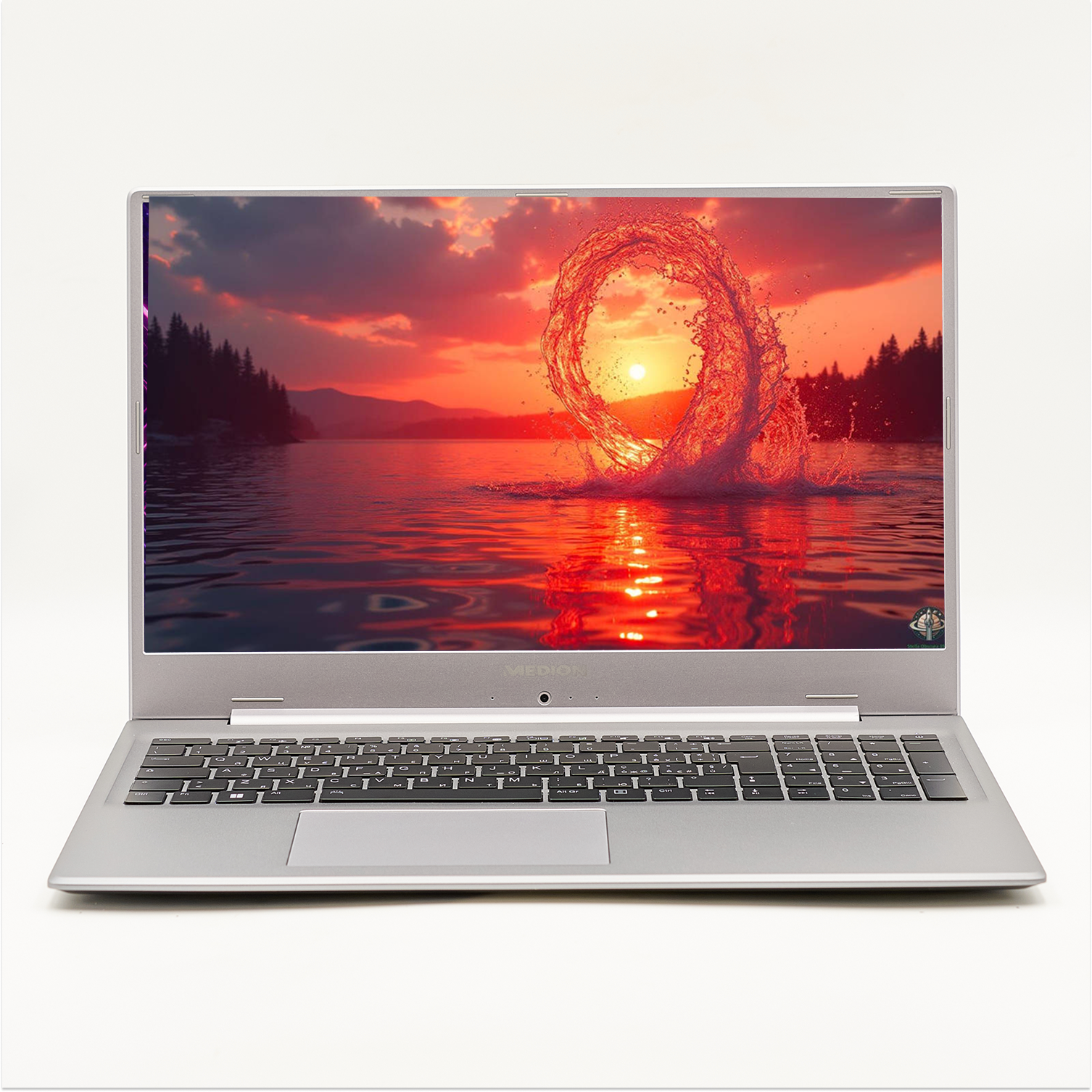 Ноутбук 17,3" Medion (Lenovo Group) Akoya P17607 Intel Core i7-10510U RAM 32 ГБ SSD 1 ТБ + HDD 1.5 ТБ Nvidia GeForce Win10 (4599), фото №2