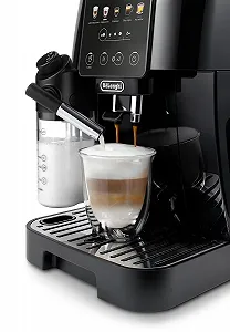 Кавомашина автоматична De'Longhi Magnifica Start ECAM220.91.B з системою LatteCrema для автоматичного капучино, 5 кнопок прямого набору, панель управління Soft Touch, функція x2, чорна ціна на synthetic.ua - Фото 1 Кавомашина автоматична De'Longhi Magnifica Start ECAM220.91.B з системою LatteCrema для автоматичного капучино, 5 кнопок прямого набору, панель управління Soft Touch, функція x2, чорна synthetic.ua - Фото 1