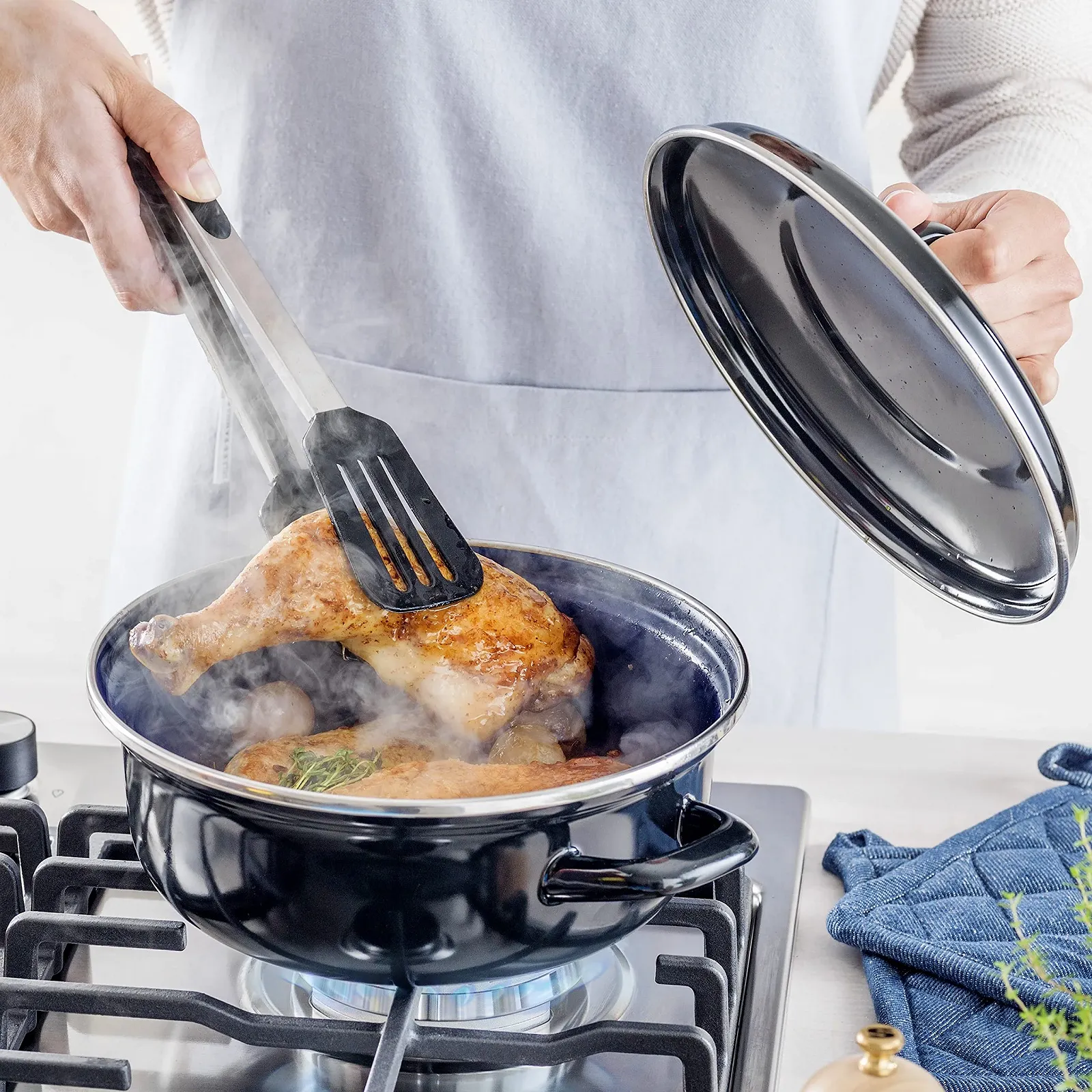 Каструля BK Fortalit 22 см 5 л емальована для індукції з двосторонньою кришкою чорно-синя, фото №5 Каструля BK Fortalit 22 см 5 л емальована для індукції з двосторонньою кришкою чорно-синя, фото №5