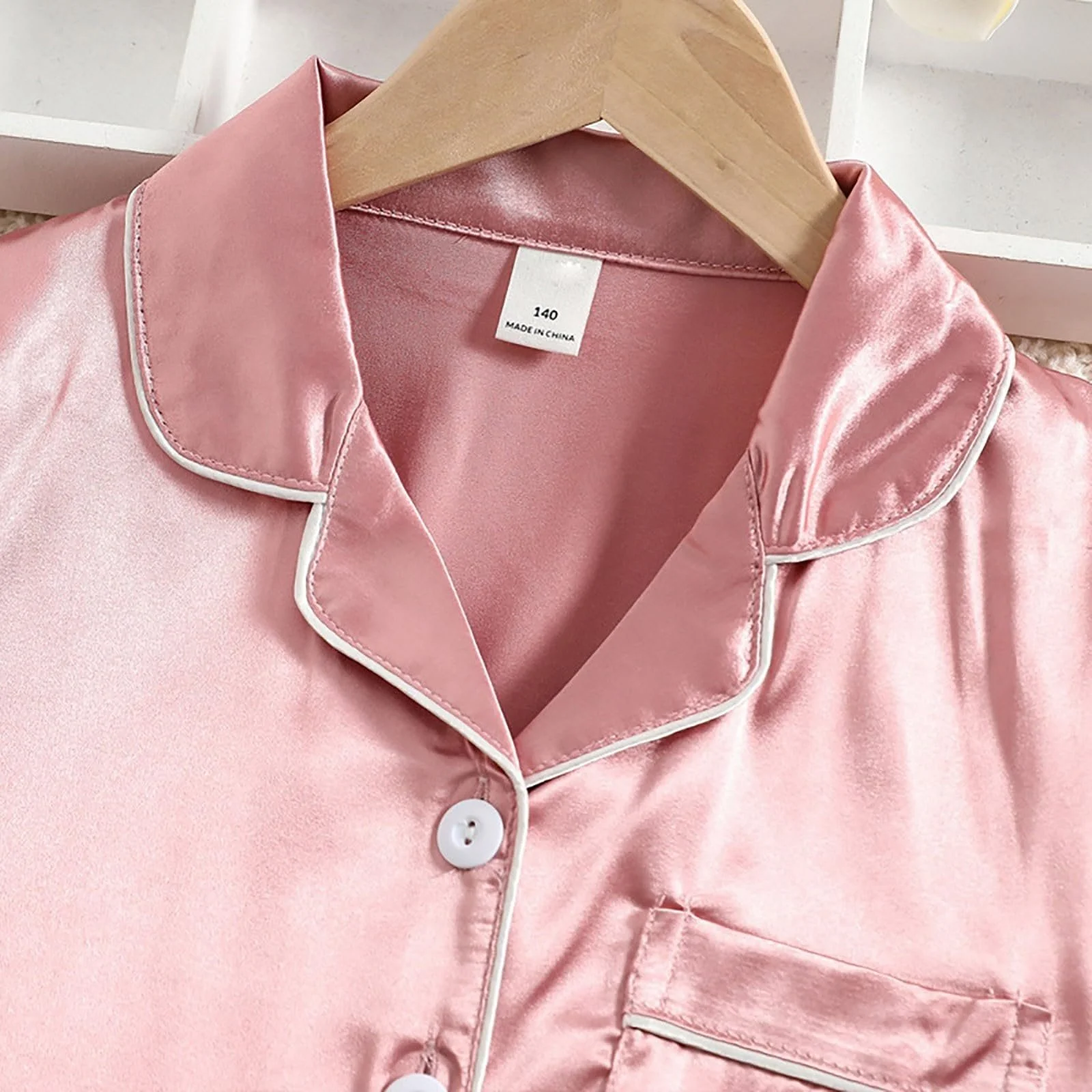 Комплект дитячої піжами на літо для хлопчиків та дівчаток, однотонний, атласний, імітація шовку, фото №4