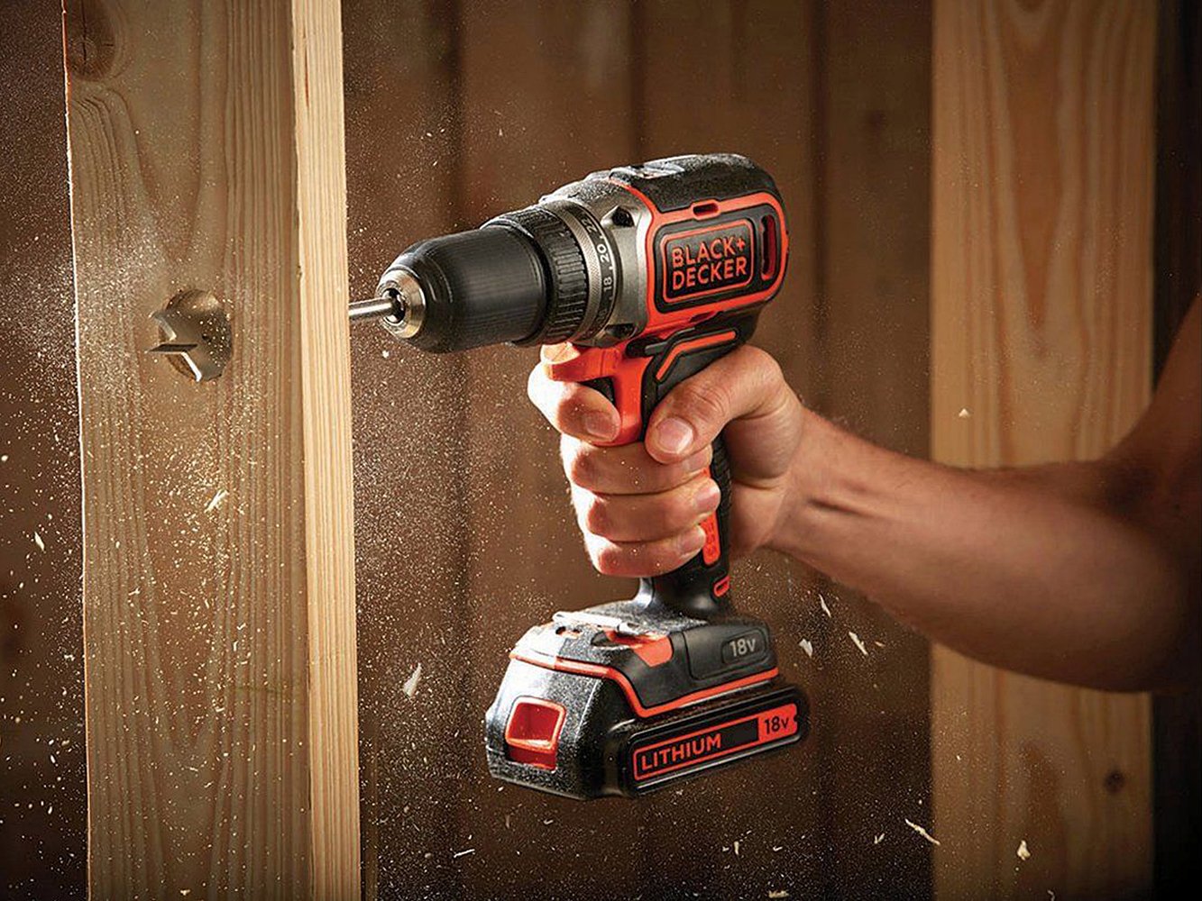 Дриль-шурупокрут Black & Decker BL186K1B2 Бездротовий 18 В Безщітковий 2 x Акумулятори 2 А·год Чохол, фото №5 Дриль-шурупокрут Black & Decker BL186K1B2 Бездротовий 18 В Безщітковий 2 x Акумулятори 2 А·год Чохол, фото №5