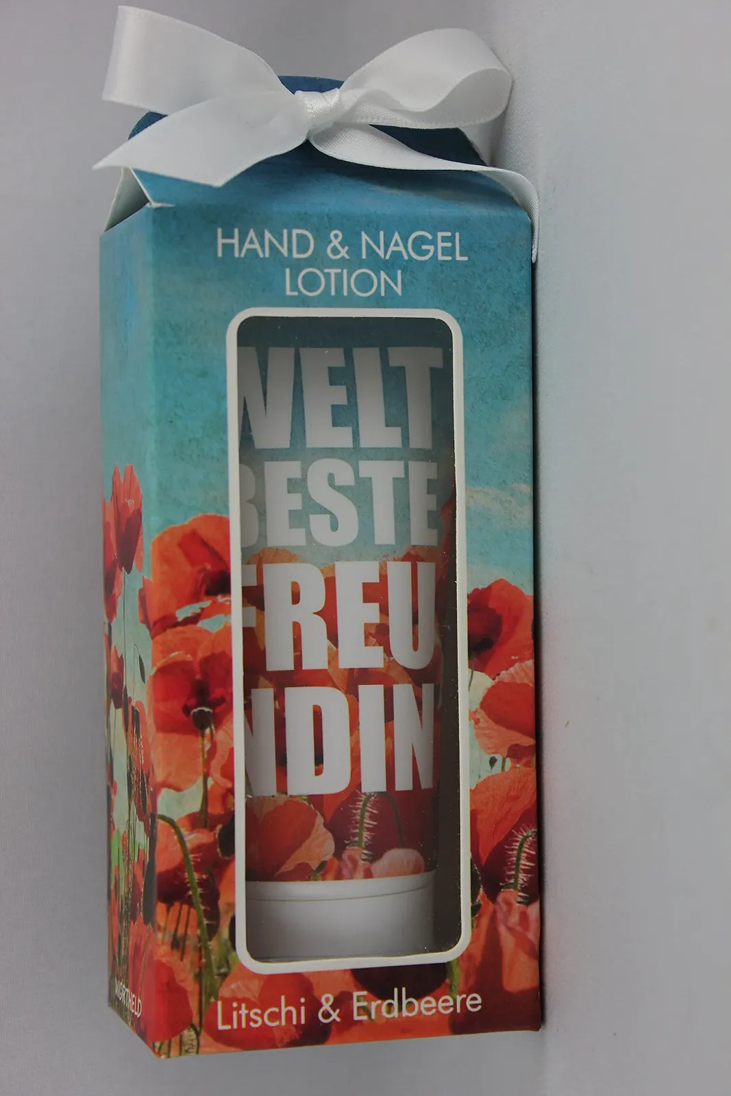 Лосьйон для рук та ніг Sheepworld Wortheld World Best Friend Характеристики Полуниця, Лічі, 60 мл, фото №1