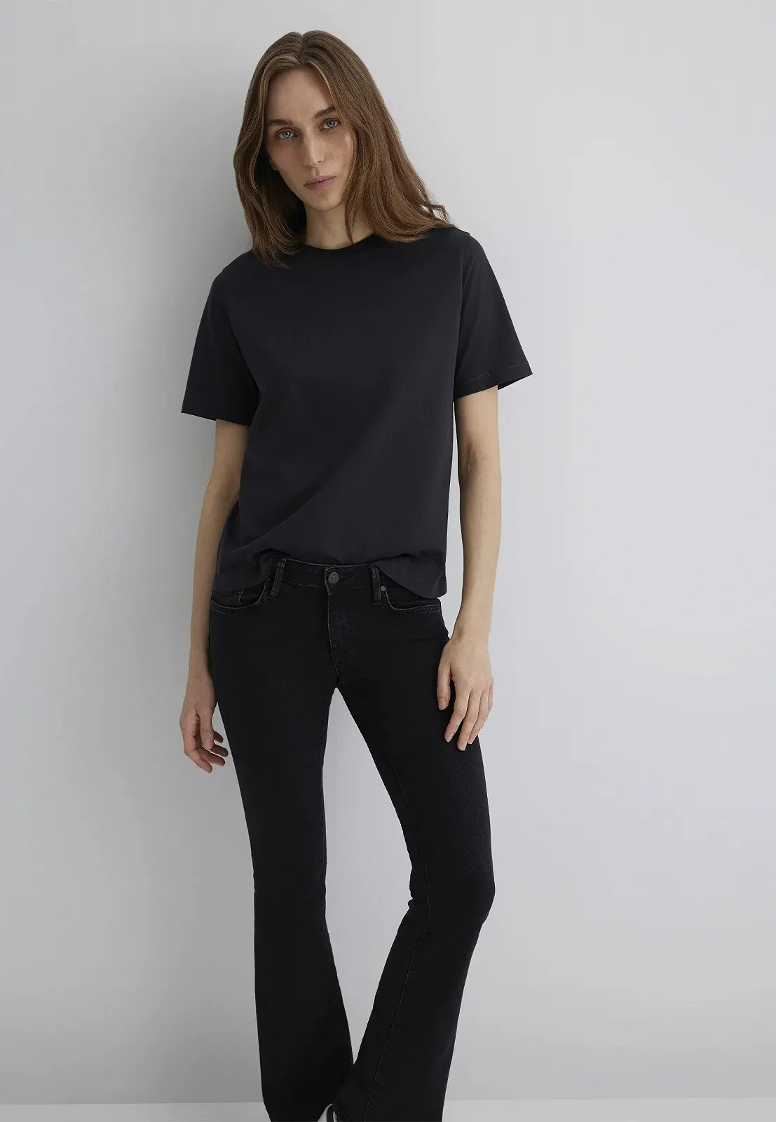 Женская футболка MAVI Short Sleeve Top Black - XS, фото №1 Женская футболка MAVI Short Sleeve Top Black - XS, фото №1