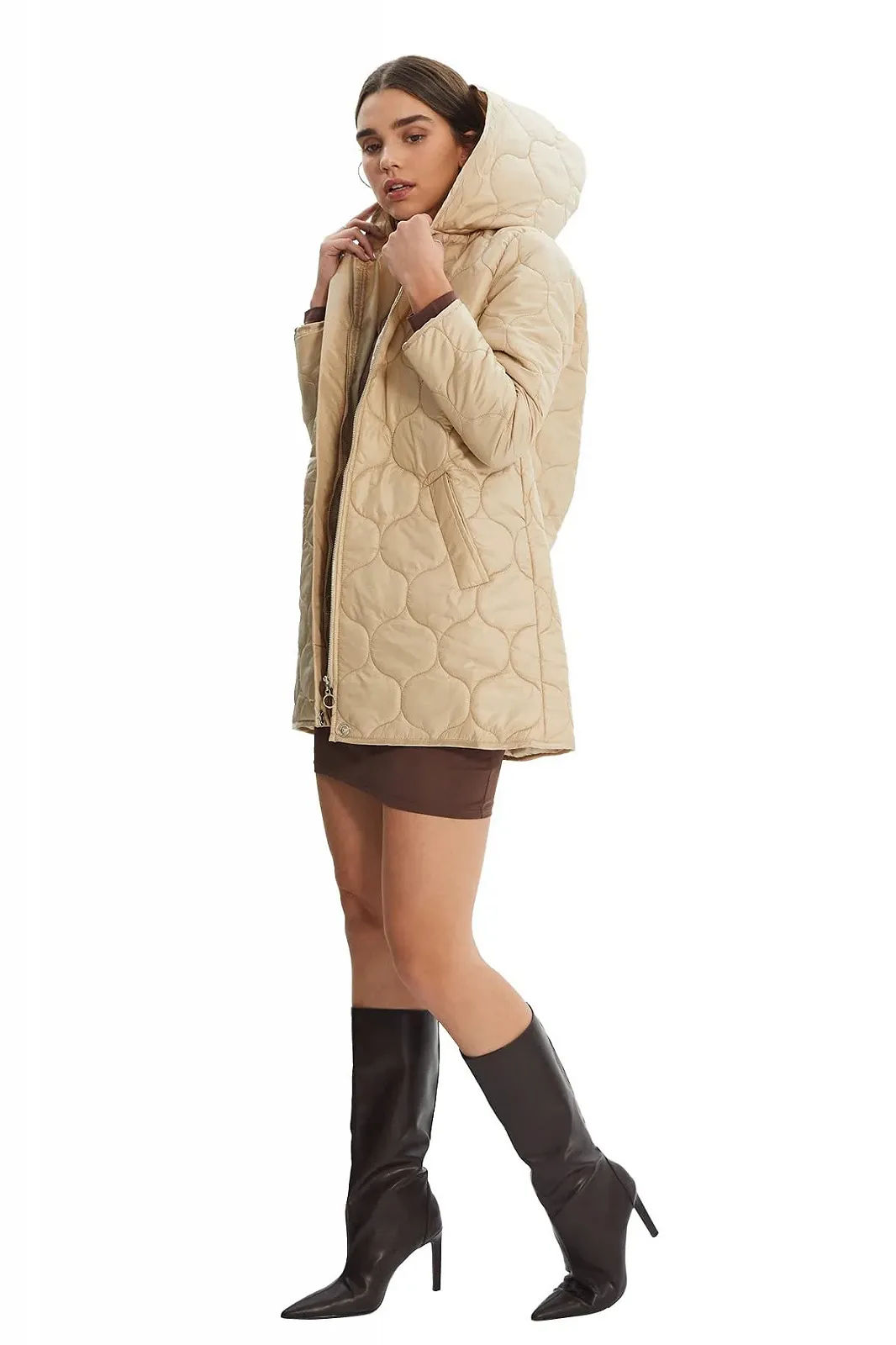 Куртка TRENDYOL Женская стеганая с капюшоном, фото №1