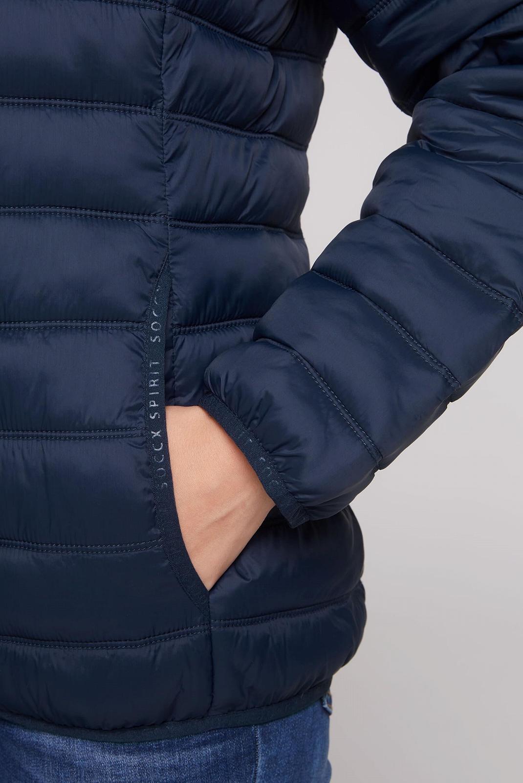 Легка стьобана куртка з капюшоном SOCCX для жінок, фото №6