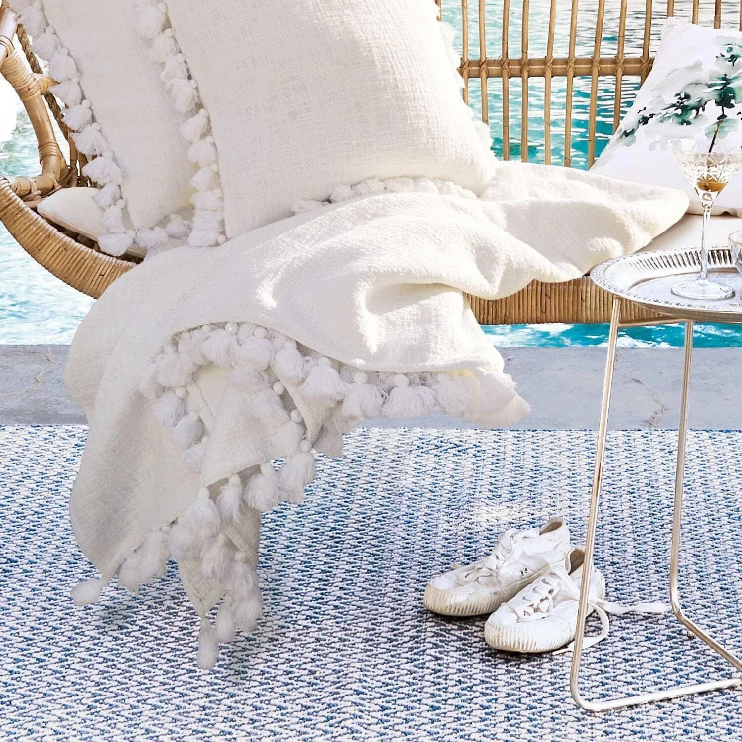 Плед Loberon Amlamé з декоративною бахромою, помпонами, бохо-шик, білий, фото №3