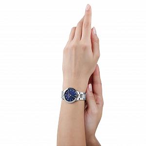 Женские часы s.Oliver Кварцевые Аналоговые, с браслетом из нержавеющей стали, водонепроницаемость 3 bar, поставляются в подарочной коробке для часов synthetic.ua - Фото 1