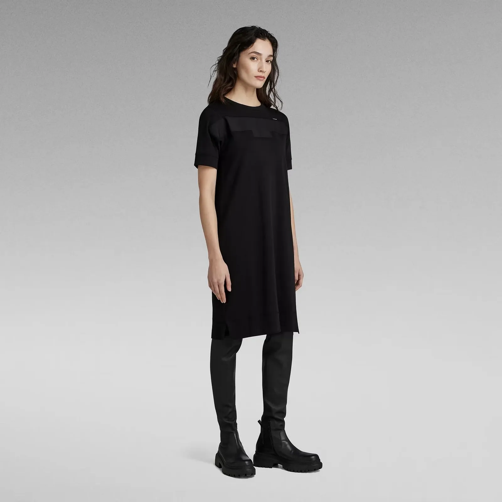 Женское платье G-Star RAW Patched Tee Dress - S, фото №2 Женское платье G-Star RAW Patched Tee Dress - S, фото №2