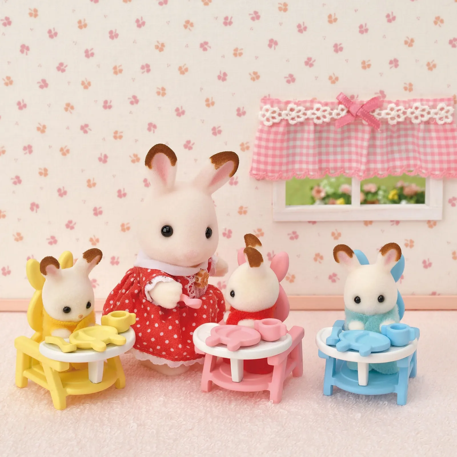 Игровой набор Sylvanian Families L5532 Первые вещи для тройни Кукольный домик, фото №5 Игровой набор Sylvanian Families L5532 Первые вещи для тройни Кукольный домик, фото №5