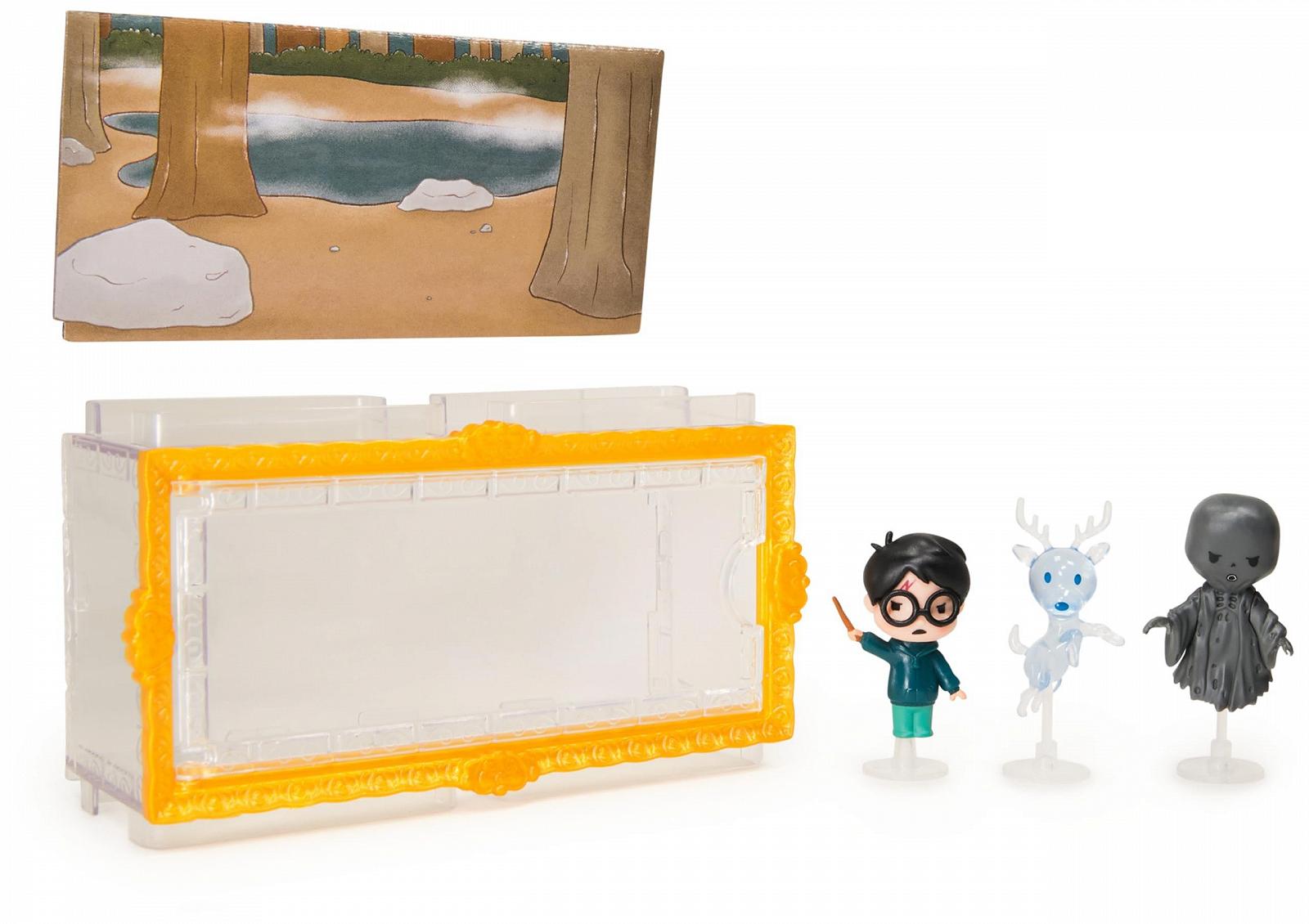 Фігурки Collectible Multipack Wizarding World Harry Potter Micro Magical Moments Patronus з Гаррі Поттером, Патронусом-оленем, Дементором та вітриною, фото №10