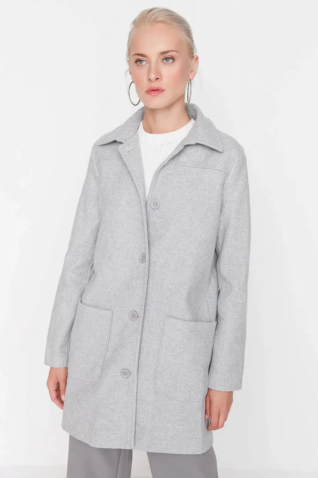 Пальто Trendyol Женское Стандартного кроя Двубортное Рубашечный воротник, фото №3 Пальто Trendyol Женское Стандартного кроя Двубортное Рубашечный воротник, фото №3