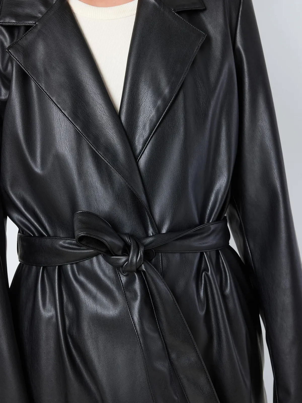 Пальто Noisy may NMCORA из искусственной кожи, с длинными рукавами, поясом на талии, фото №5 Пальто Noisy may NMCORA из искусственной кожи, с длинными рукавами, поясом на талии, фото №5