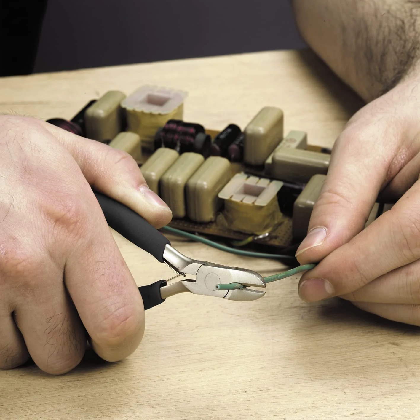 Набор плоскогубцев электрика kwb Kraftixx 369890, 4 шт, фото №3 Набор плоскогубцев электрика kwb Kraftixx 369890, 4 шт, фото №3