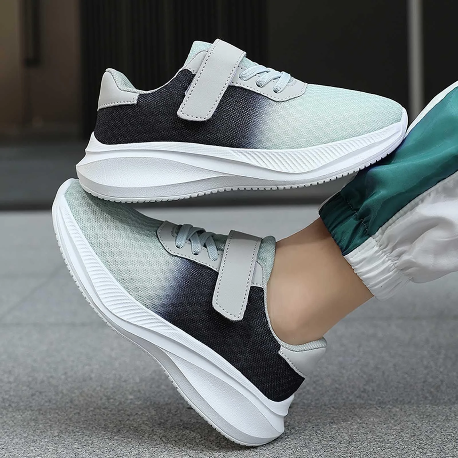 Кроссовки Детские Сетка Лёгкие Спортивные Минималистичные Для помещений Праздничные С Плоской Подошвой, фото №3 Кроссовки Детские Сетка Лёгкие Спортивные Минималистичные Для помещений Праздничные С Плоской Подошвой, фото №3