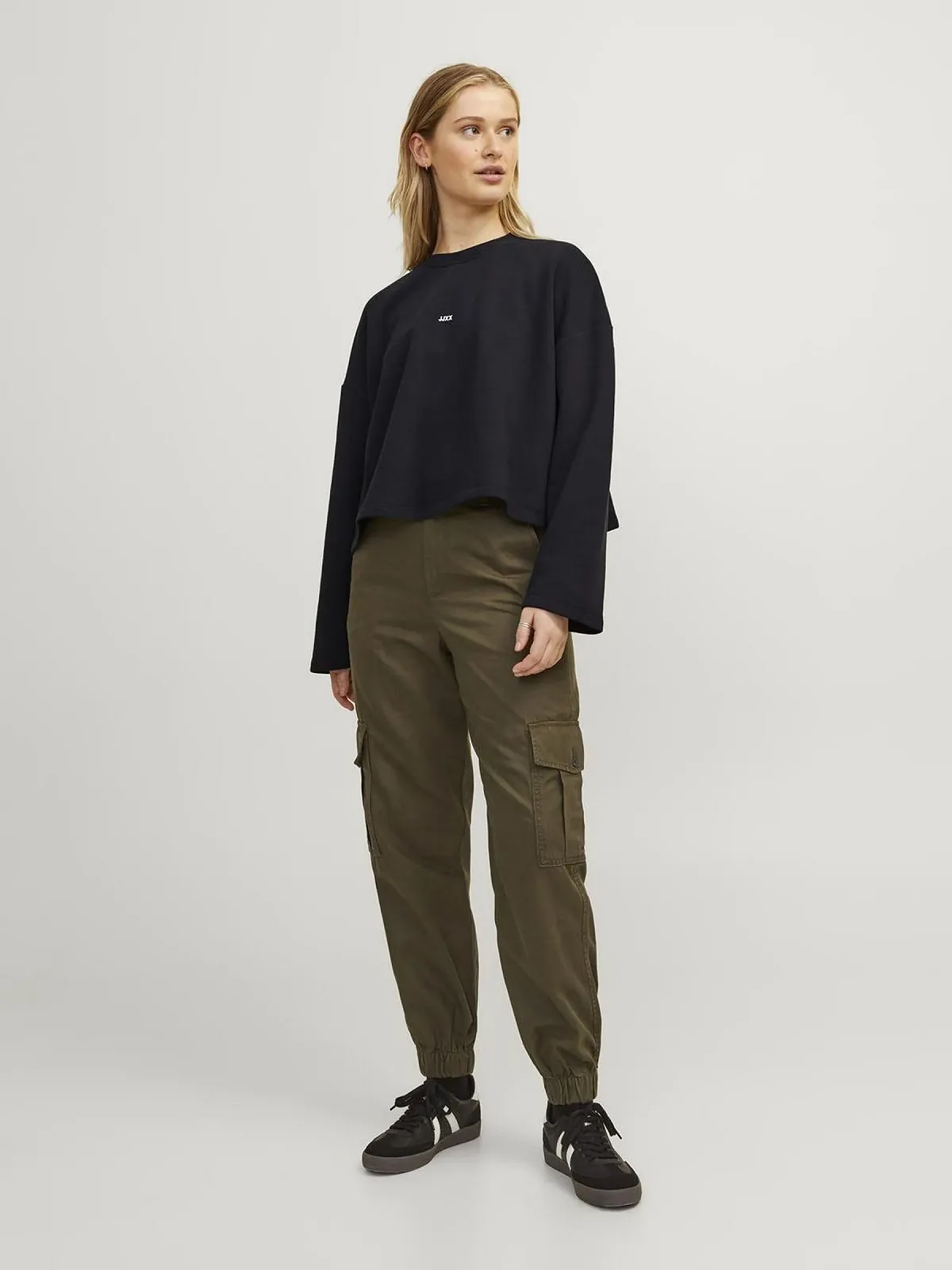 Женский свитшот JACK & JONES Jjxx Jxabbie LS Wide Every Brush Crew Sn, фото №6 Женский свитшот JACK & JONES Jjxx Jxabbie LS Wide Every Brush Crew Sn, фото №6