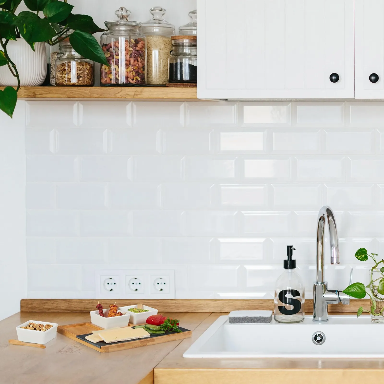 Набор мисок Relaxdays 8 шт с бамбуковой доской, сланцевой тарелкой и ложками Разноцветный, фото №5 Набор мисок Relaxdays 8 шт с бамбуковой доской, сланцевой тарелкой и ложками Разноцветный, фото №5