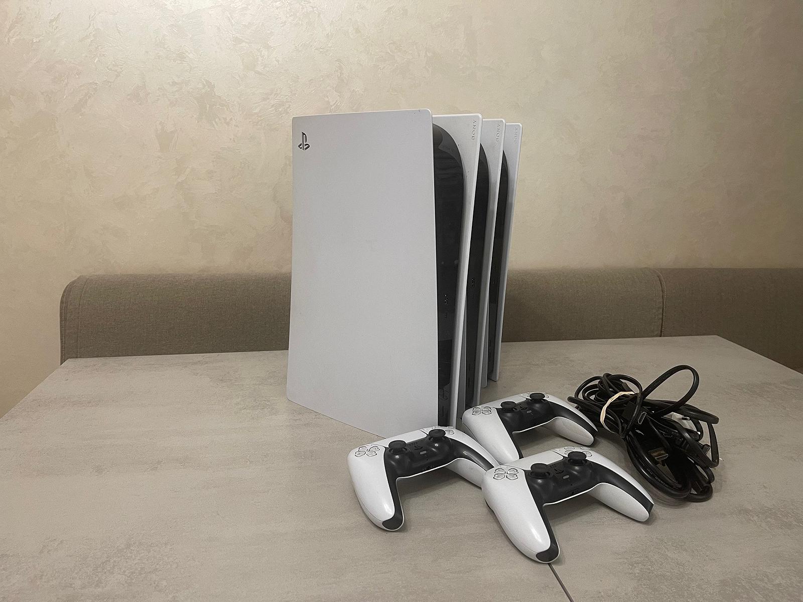 Ігрові приставки Sony Playstation PS5 CFI-1015A, CFI-1115A, CFI-1215A,  Blu-ray + джойстик, фото №3