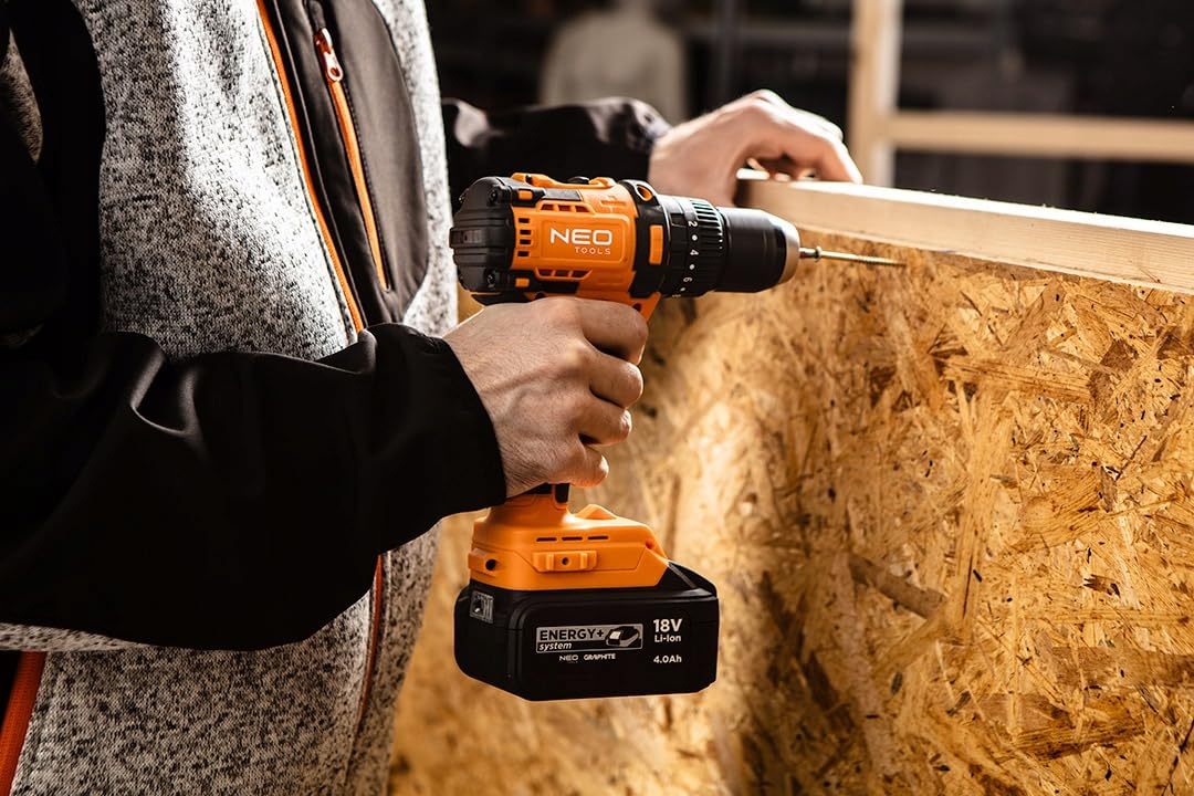 Акумуляторний ударний дриль Шурупокрут NEO TOOLS Компактний 18 В 13 мм без ключа без батареї та зарядного пристрою, фото №5 Акумуляторний ударний дриль Шурупокрут NEO TOOLS Компактний 18 В 13 мм без ключа без батареї та зарядного пристрою, фото №5
