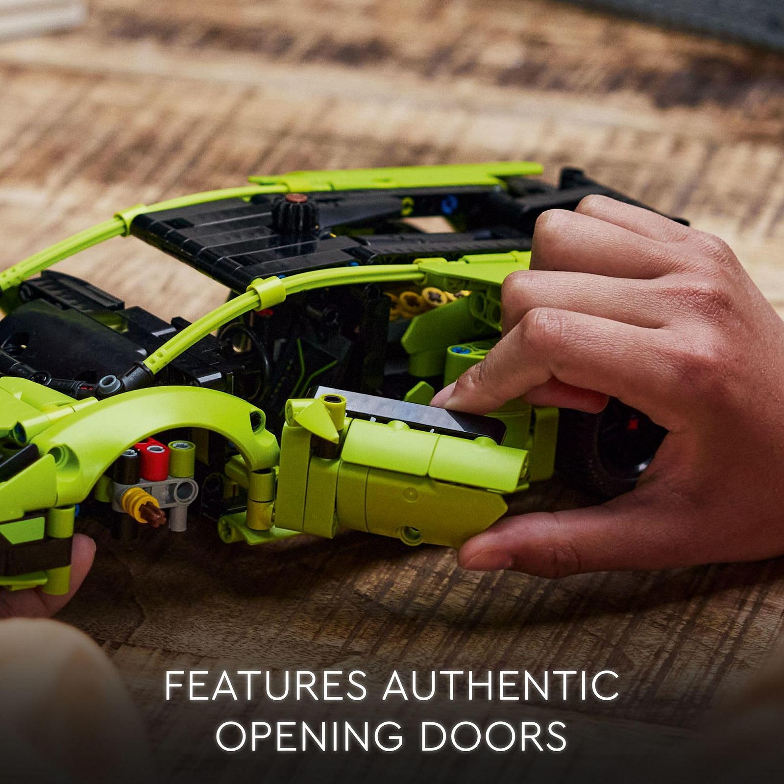 Конструктор LEGO Technic Lamborghini Huracán Tecnica для дітей від 9 років, фото №6