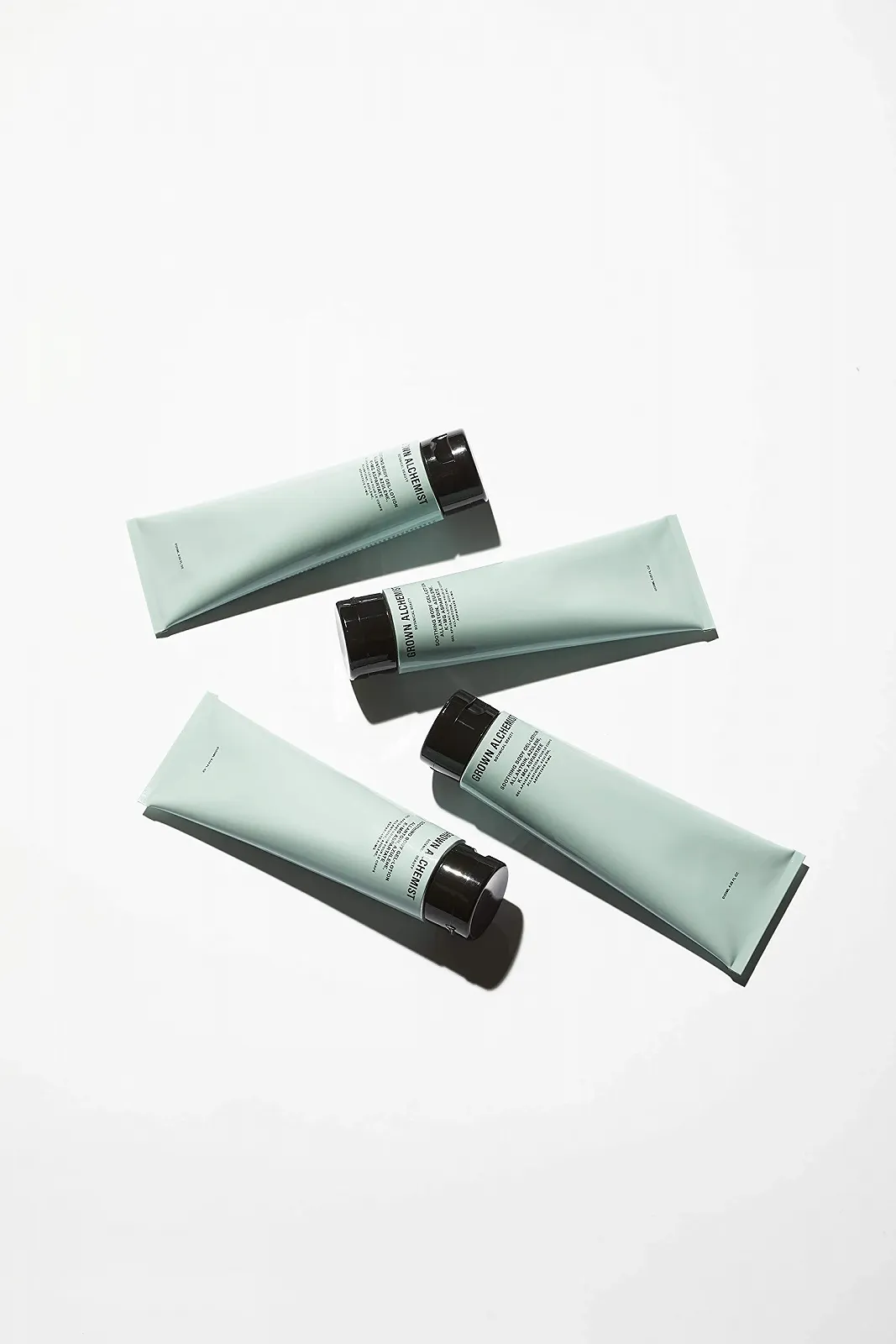 Заспокійливий гель-лосьйон для тіла Grown Alchemist Gotu Kola, що відновлює та поглинає, 120 мл, фото №4