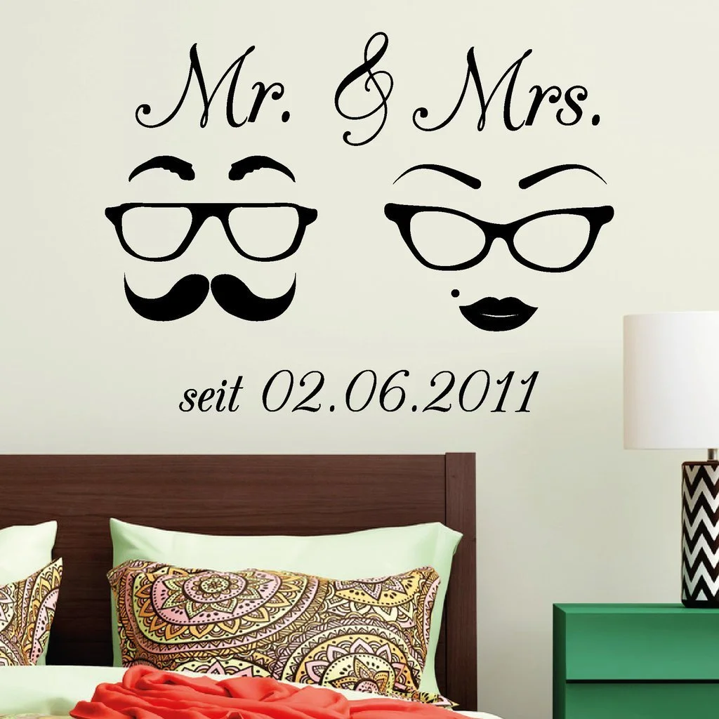 Наклейка на стену Mr & Mrs Усы очки и дата Лофт Свадебный подарок 54 цвета 3 размера, фото №1