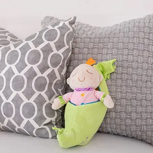Лялька Manhattan Toy Snuggle Pod Sweet Pea з затишним спальним мішком для віку від 6 місяців ціна на synthetic.ua - Фото 1 Лялька Manhattan Toy Snuggle Pod Sweet Pea з затишним спальним мішком для віку від 6 місяців synthetic.ua - Фото 1