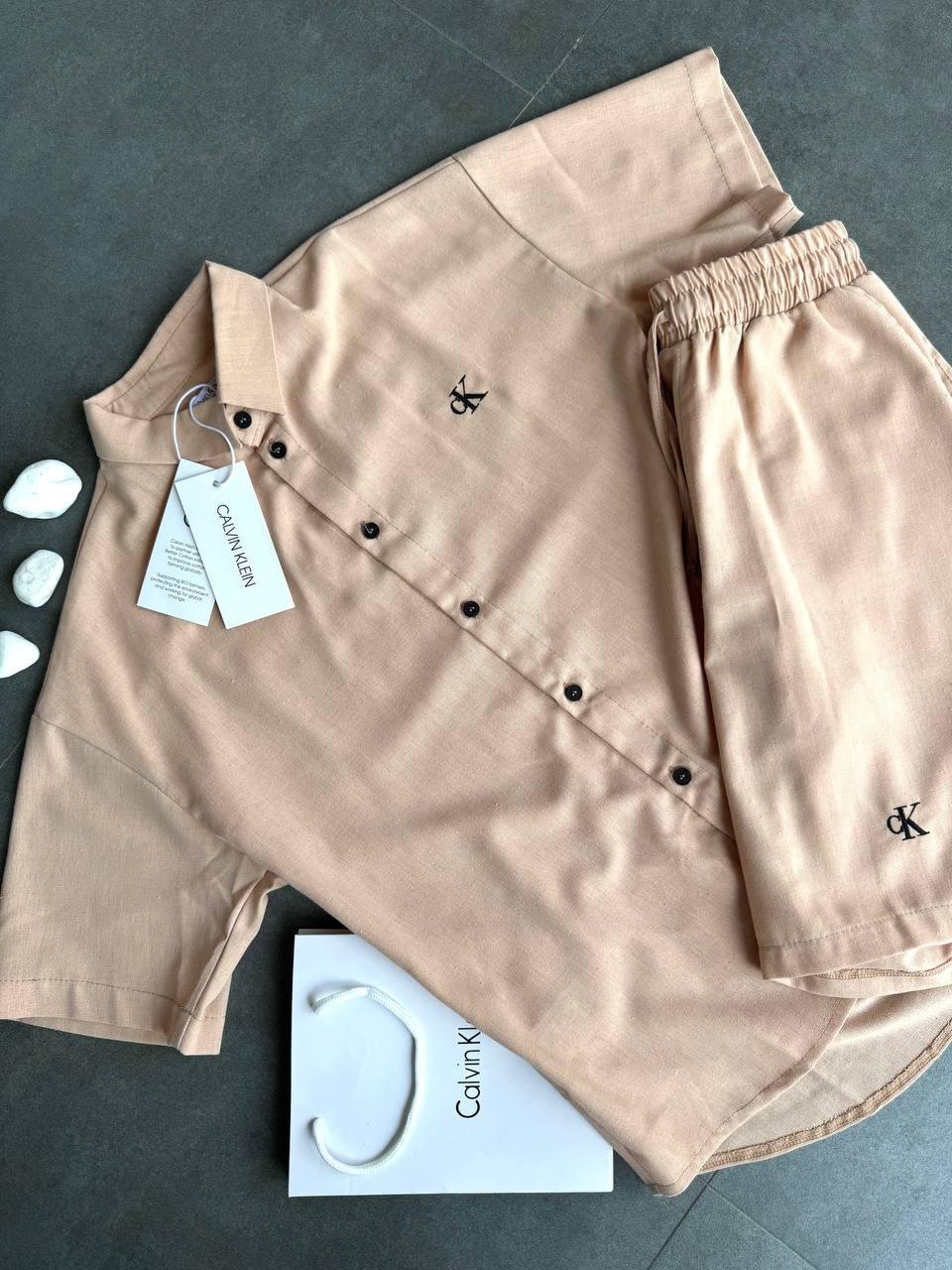 Чоловічий комплект на літо з льону Calvin Klein бежевий, фото №3