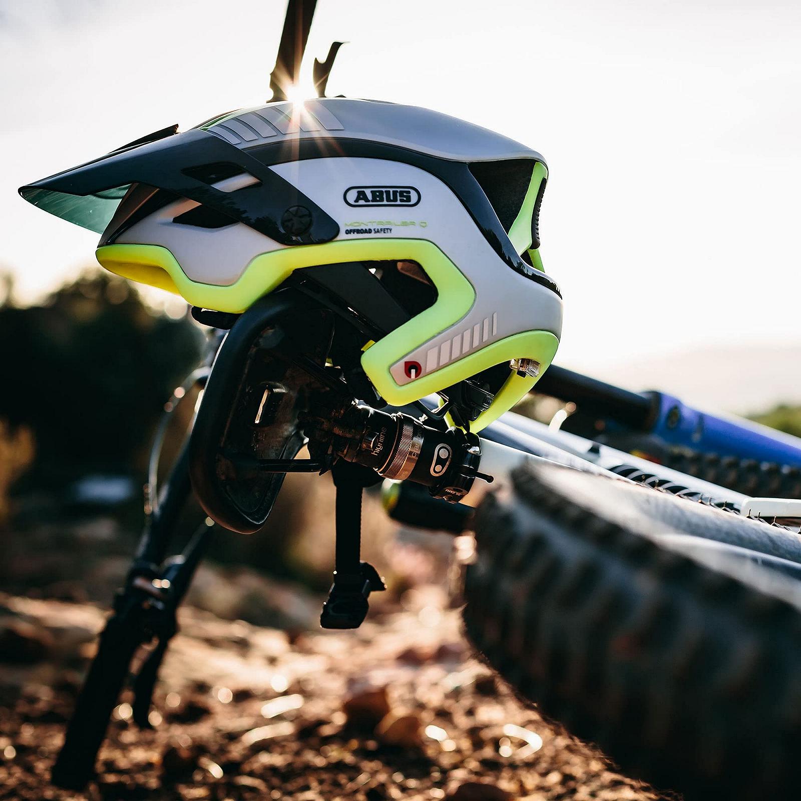 Шлем Montainbike ABUS MonTrailer Quin - умный велосипедный шлем с обнаружением аварий и системой SOS-сигнализации - унисекс, фото №6