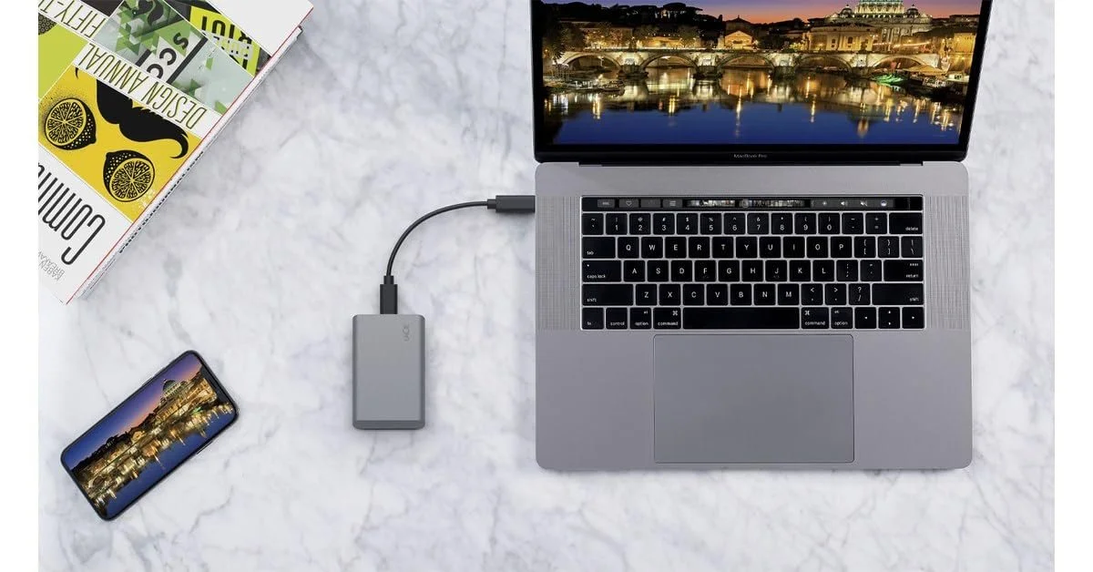Внешний SSD LaCie Mobile Secure 2TB USB-C Space Grey, фото №2