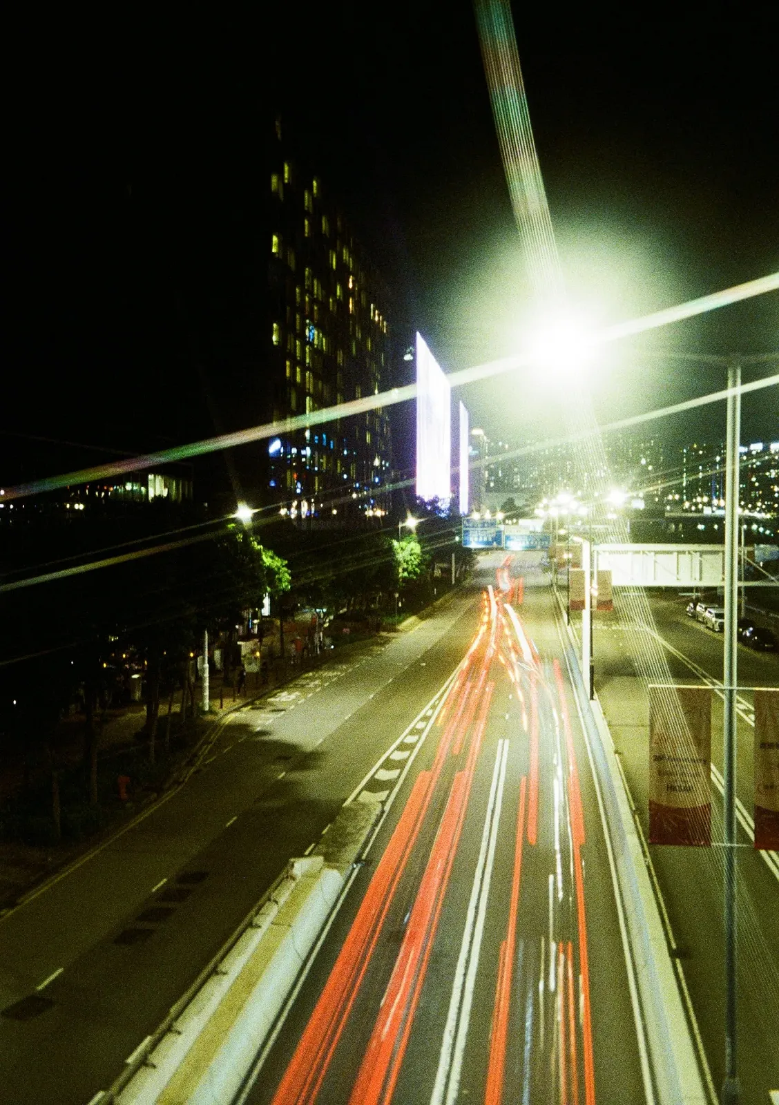 Плівкова фотокамера Kodak EKTAR H35N Half Format Film Camera Kit з плівкою Kodak Ultramax 400/24EXP 35mm Roll Film Glazed Orange, фото №8